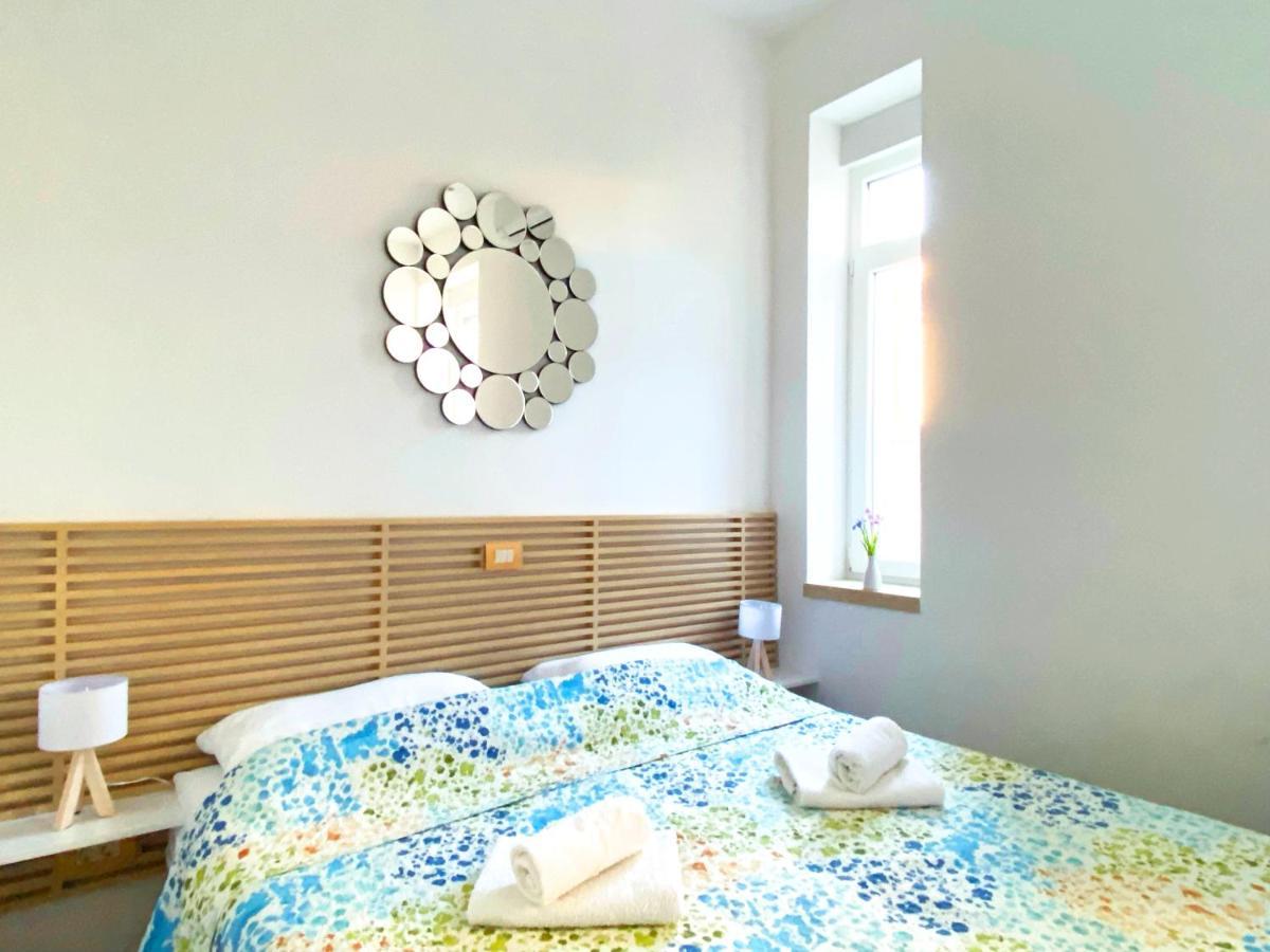 En-Suite Iris On Rokova Street - 5 Min Walk To The Old Town Of Split Buitenkant foto